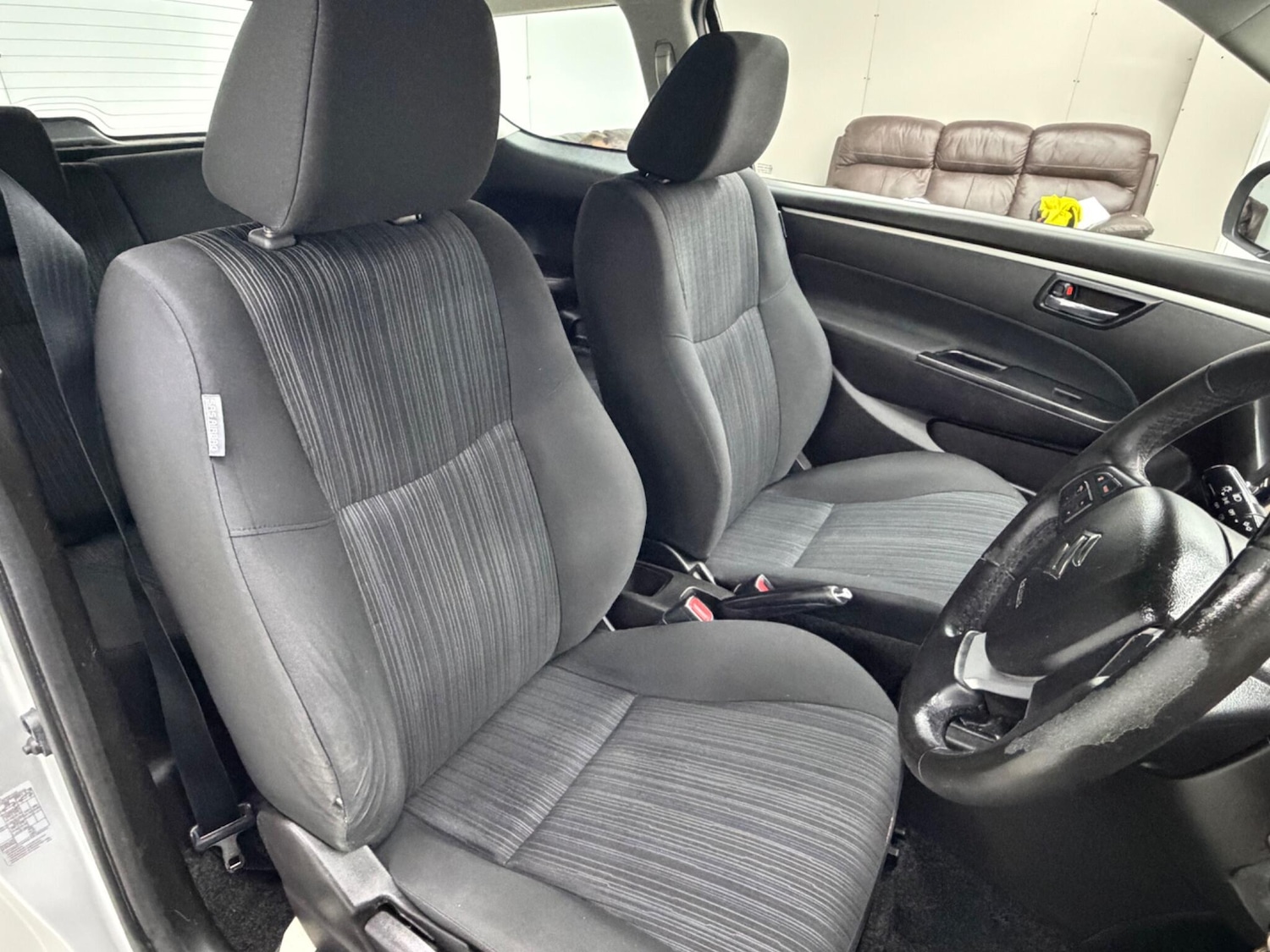 Used Suzuki Swift 2015 for sale - 76002430: Photo 21