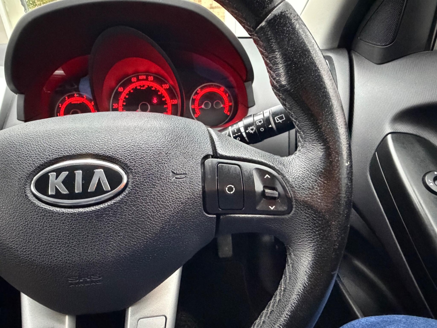 Used Suzuki Swift 2015 for sale - 76002430: Photo 36