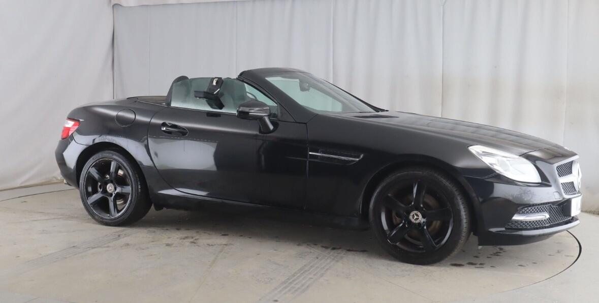 Used Mercedes-Benz SLK 2011 for sale - 77074722: Photo 2