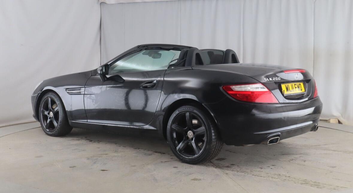 Used Mercedes-Benz SLK 2011 for sale - 77074722: Photo 3
