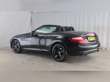 Used Mercedes-Benz SLK 2011 for sale - 77074722: Photo