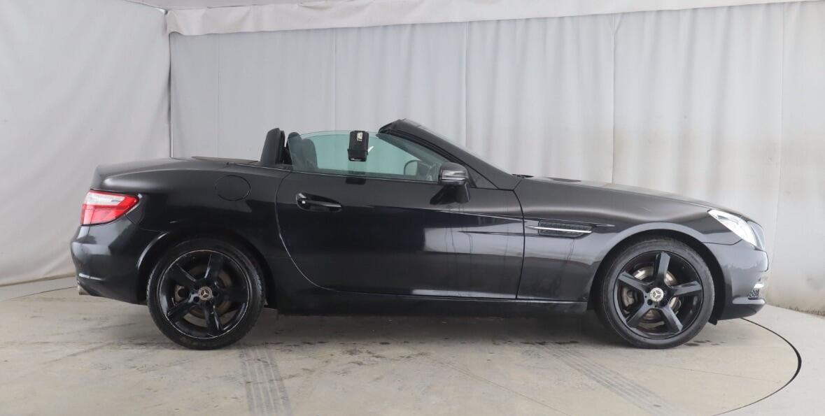 Used Mercedes-Benz SLK 2011 for sale - 77074722: Photo 9