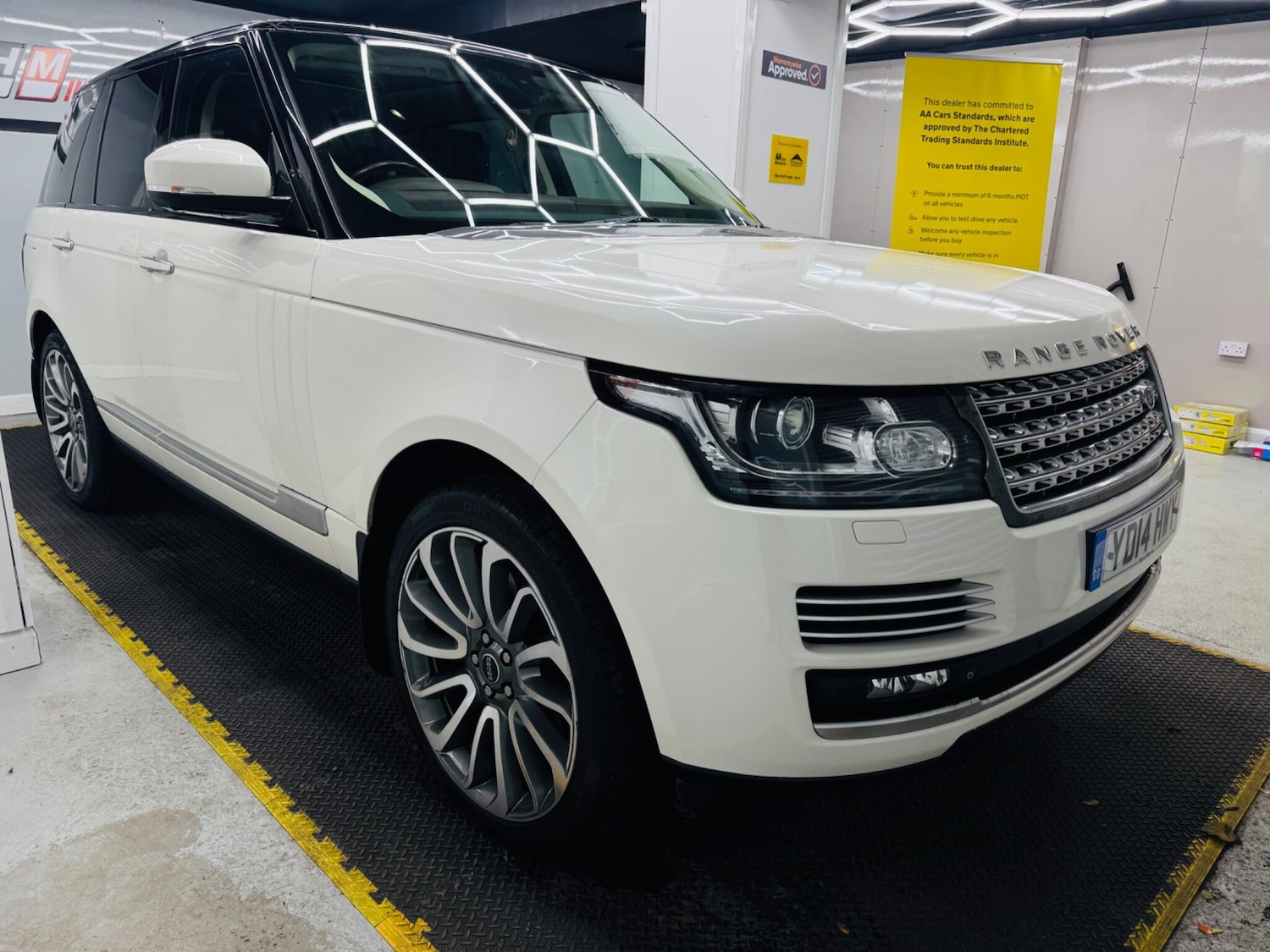 Used Land Rover Range Rover 2014 for sale - 76377452: Photo 1