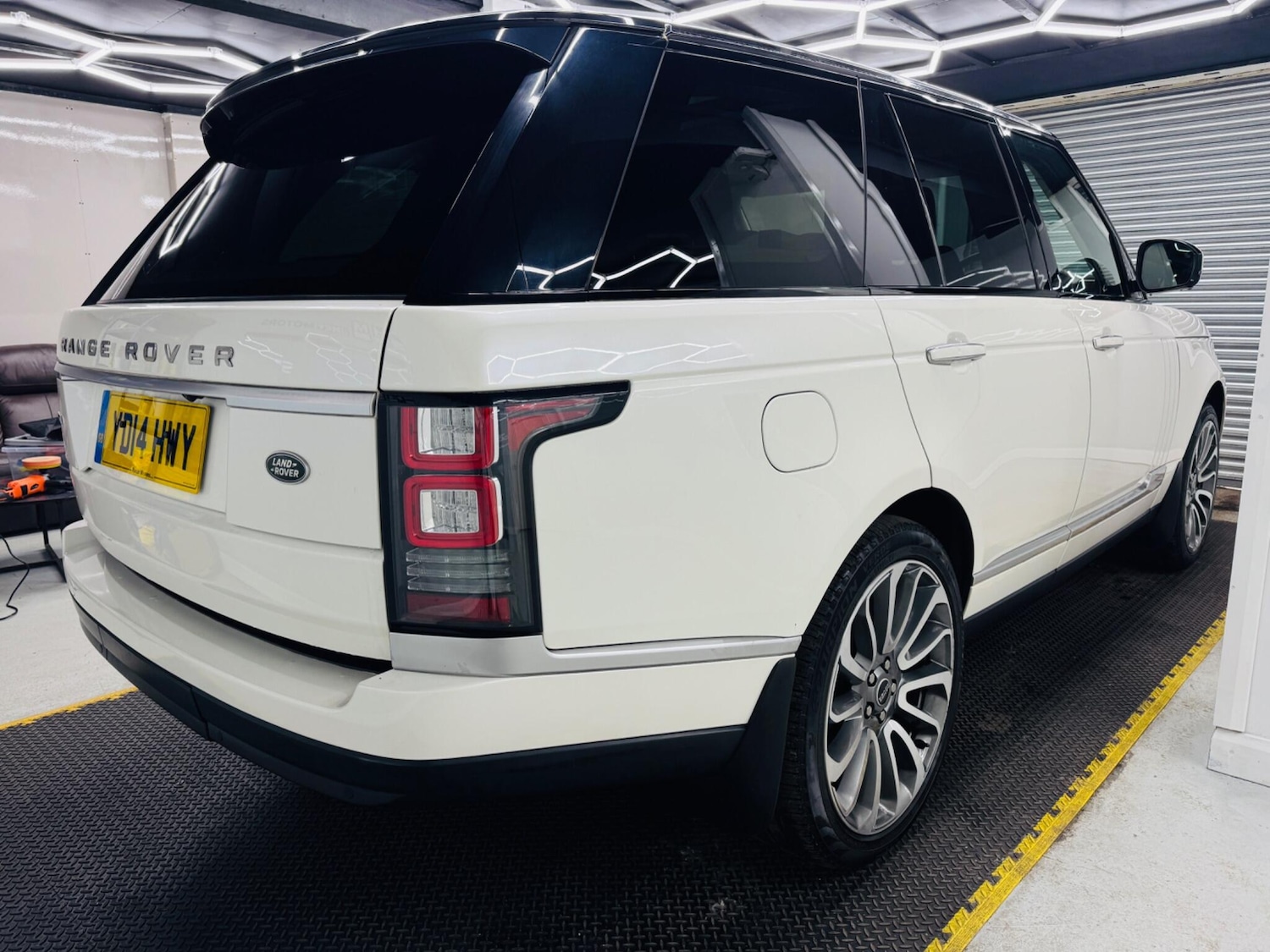 Used Land Rover Range Rover 2014 for sale - 76377452: Photo 11