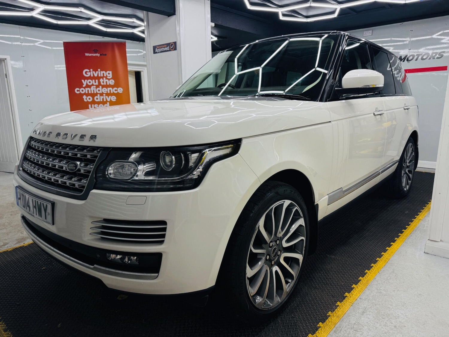 Used Land Rover Range Rover 2014 for sale - 76377452: Photo 3