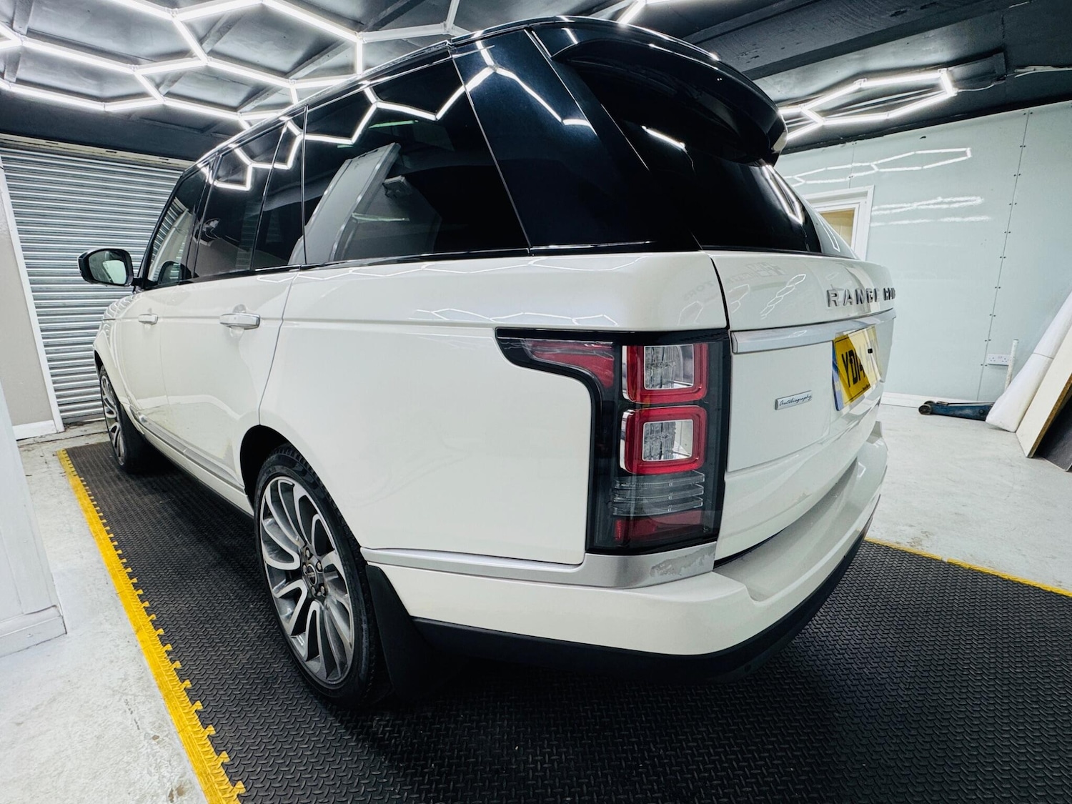 Used Land Rover Range Rover 2014 for sale - 76377452: Photo 4