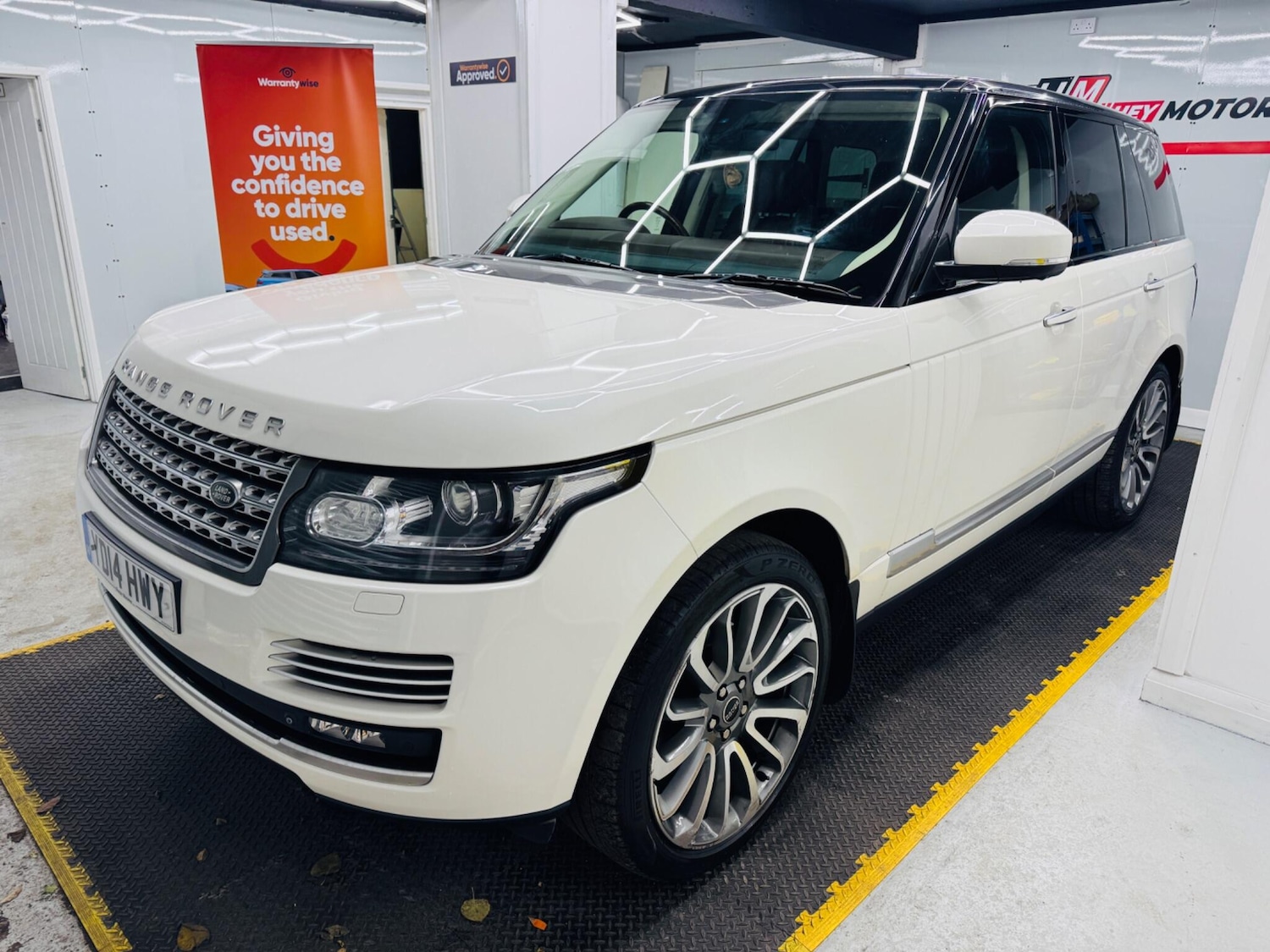 Used Land Rover Range Rover 2014 for sale - 76377452: Photo 9