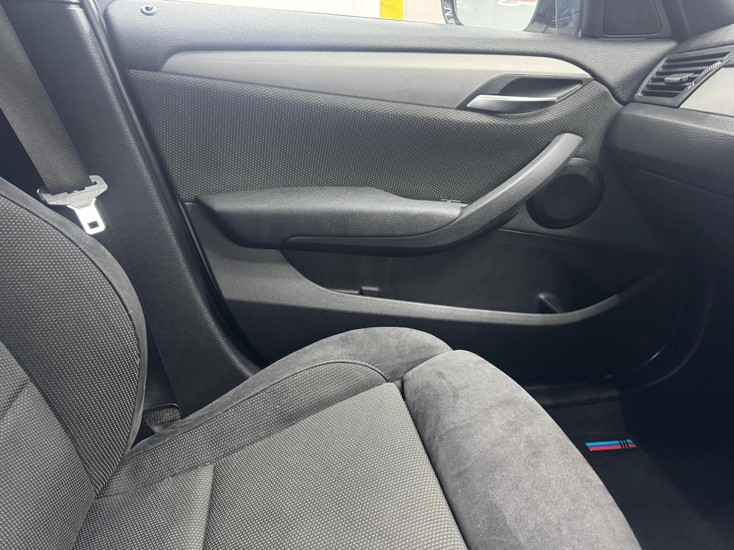 Used BMW X1 2011 for sale - 77255192: Photo 35