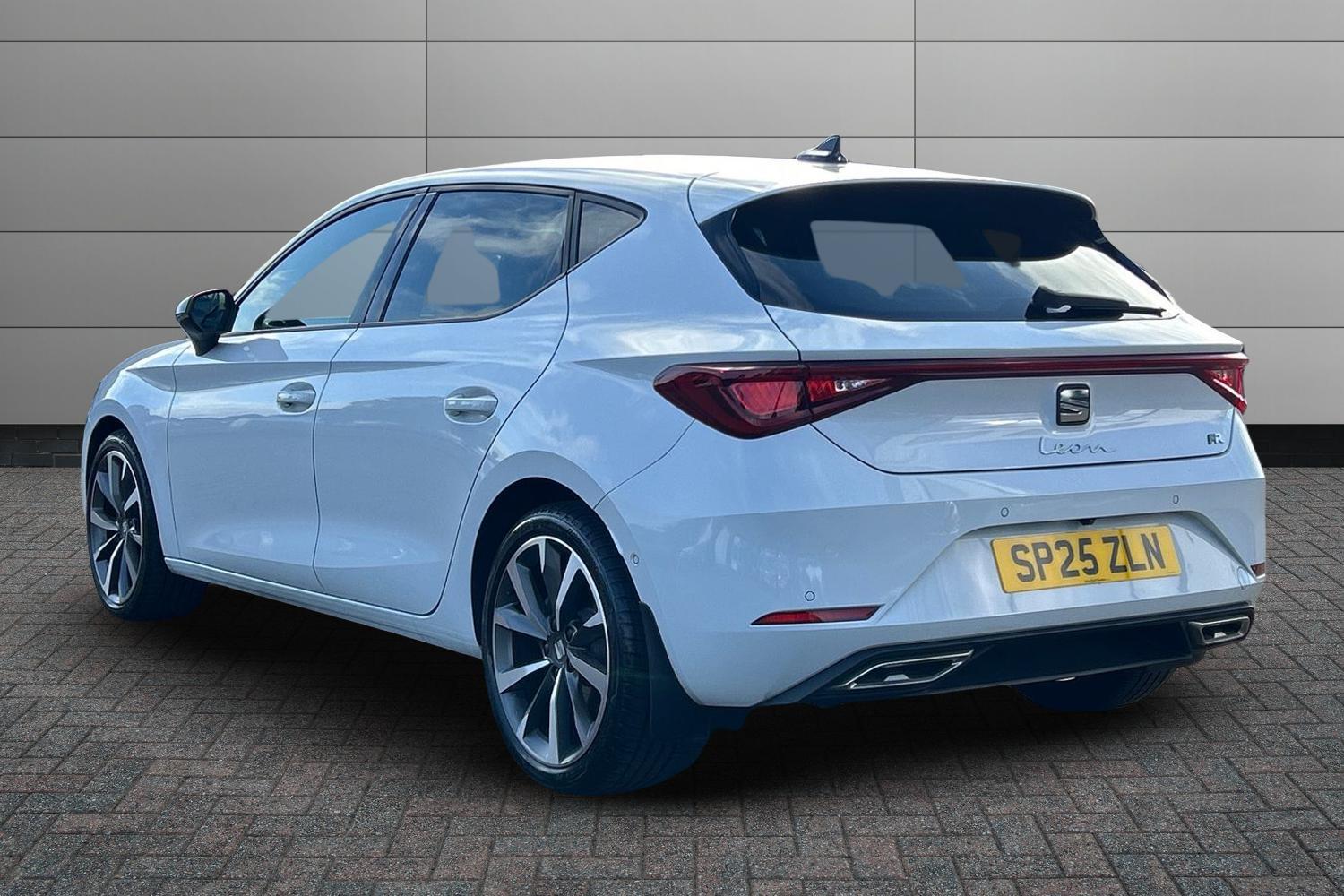 Used SEAT Leon 2025 for sale - 76041727: Photo 3