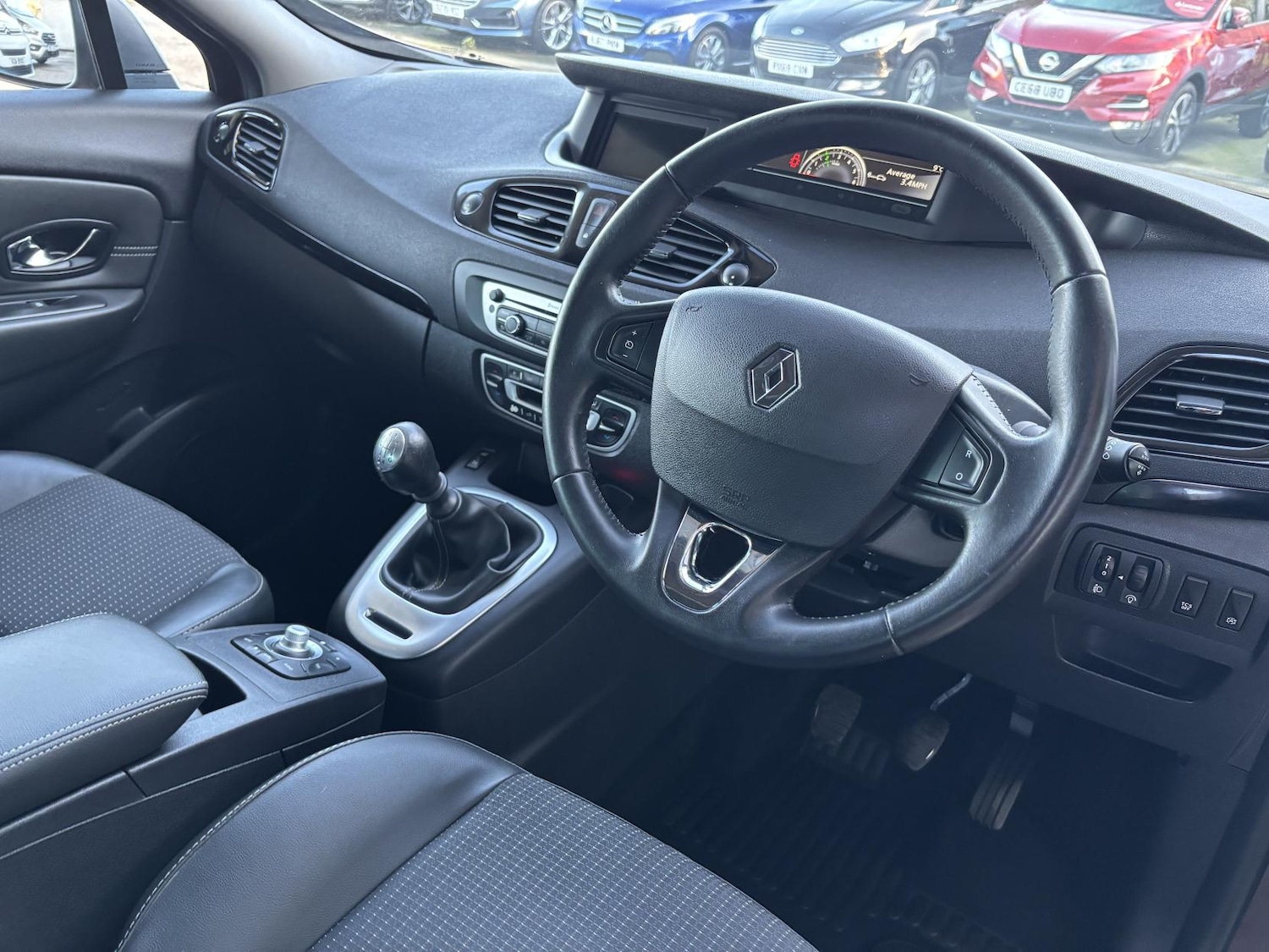 Used Renault Scenic 2014 for sale - 77198435: Photo 10