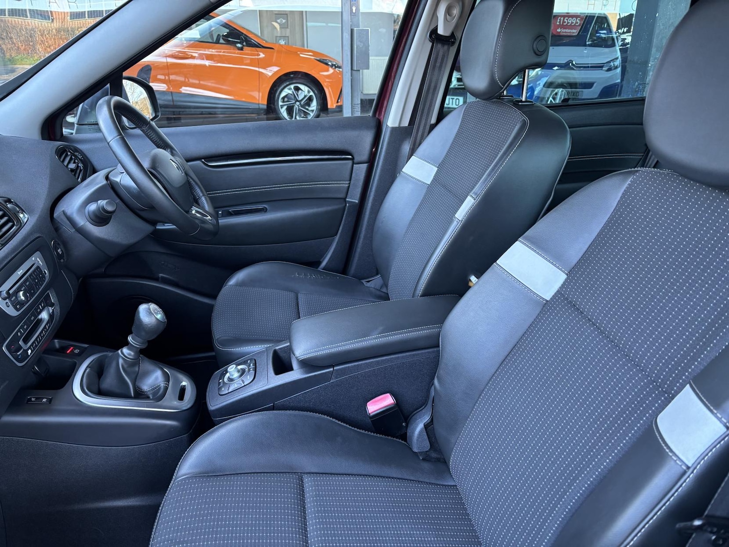 Used Renault Scenic 2014 for sale - 77198435: Photo 22