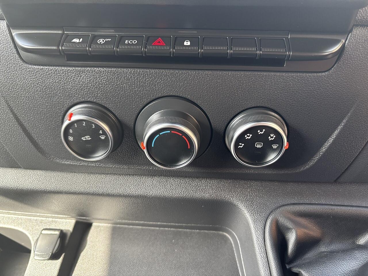 Used Nissan Interstar 2023 for sale - 77198426: Photo 19