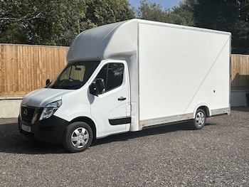 Nissan Interstar feature image