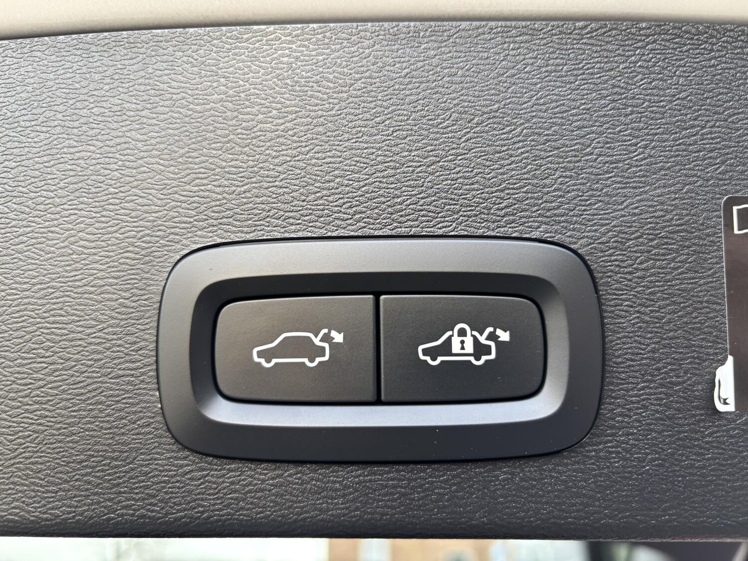 Used Volvo XC40 2020 for sale - 78107020: Photo 23