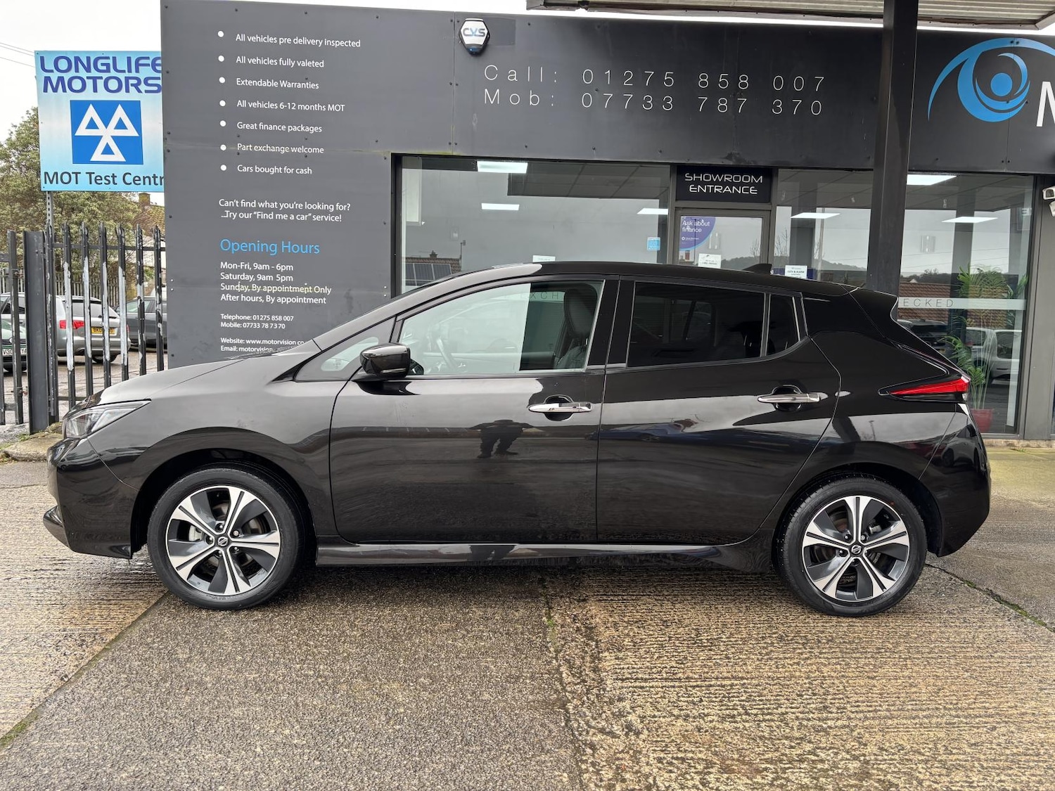 Used Nissan Leaf 2021 for sale - 77508925: Photo 2