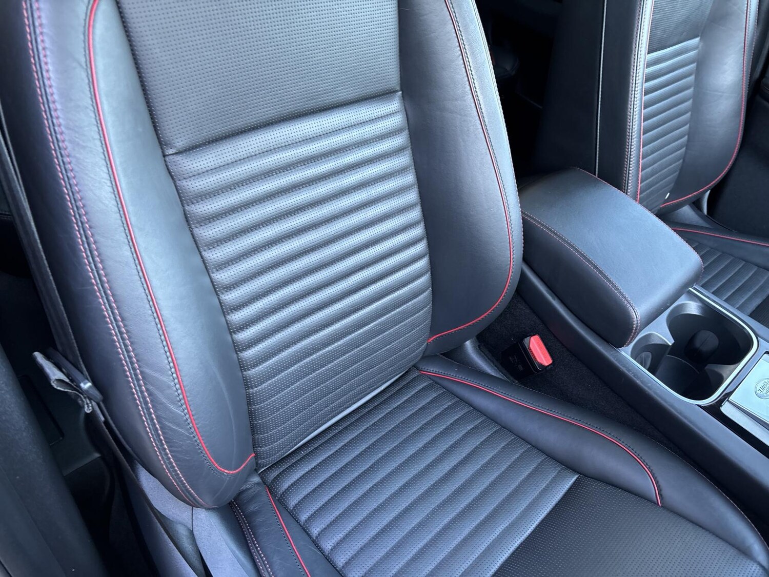 Used Land Rover Discovery Sport 2022 for sale - 77556943: Photo 14