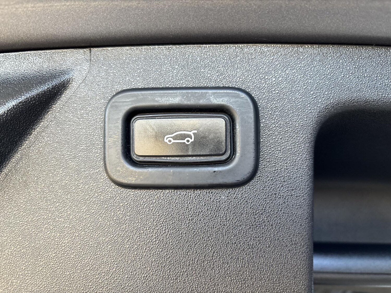 Used Land Rover Discovery Sport 2022 for sale - 77556943: Photo 25