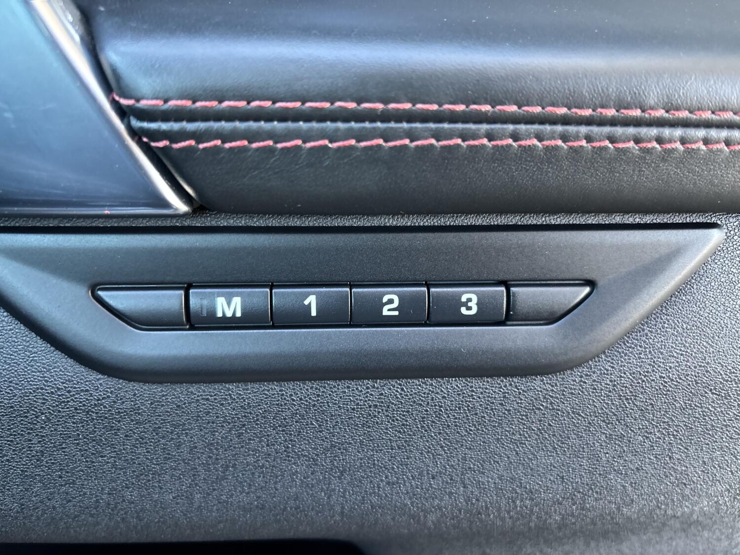 Used Land Rover Discovery Sport 2022 for sale - 77556943: Photo 43