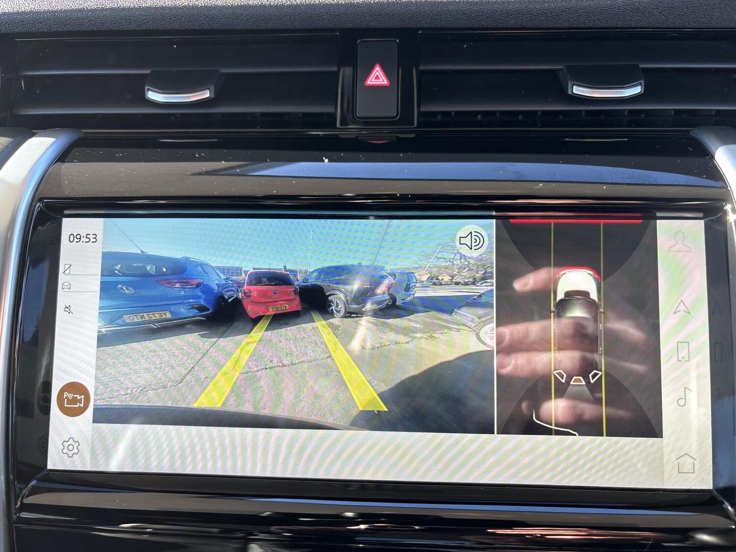 Used Land Rover Discovery Sport 2022 for sale - 77556943: Photo 52