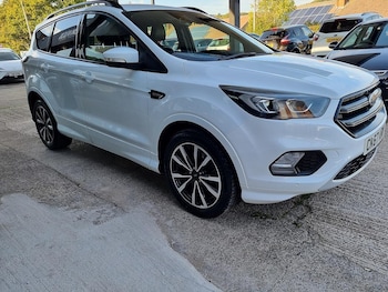 Used Ford Kuga 2017 for sale - 77198416: Photo