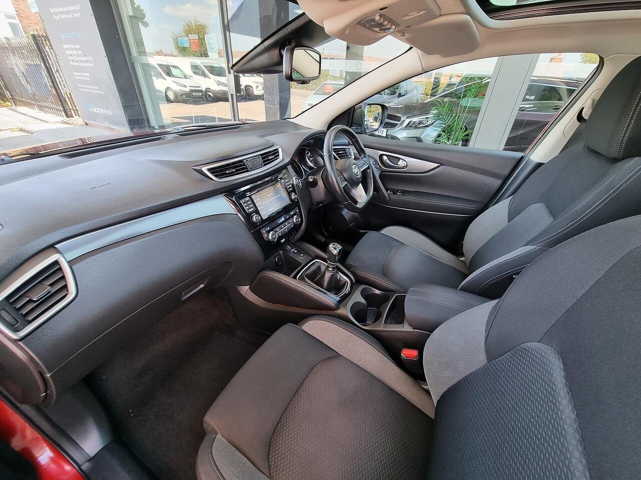 Used Nissan Qashqai 2018 for sale - 77198438: Photo 23