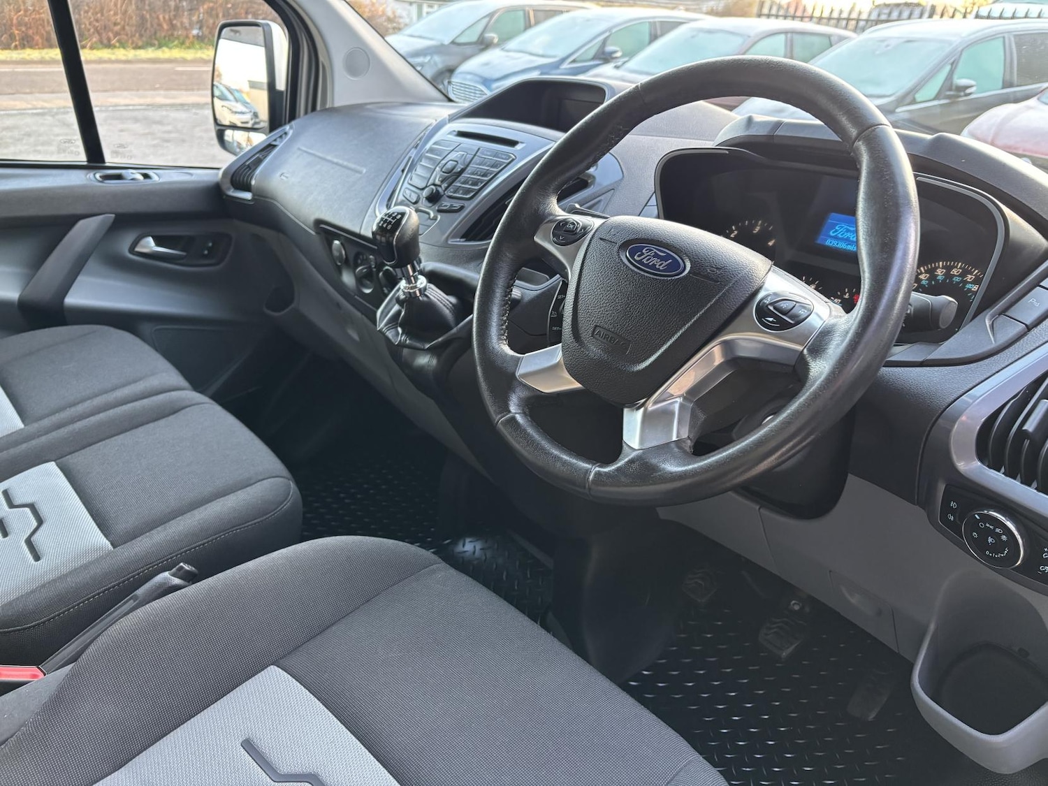 Used Ford Transit Custom 2017 for sale - 77198432: Photo 8