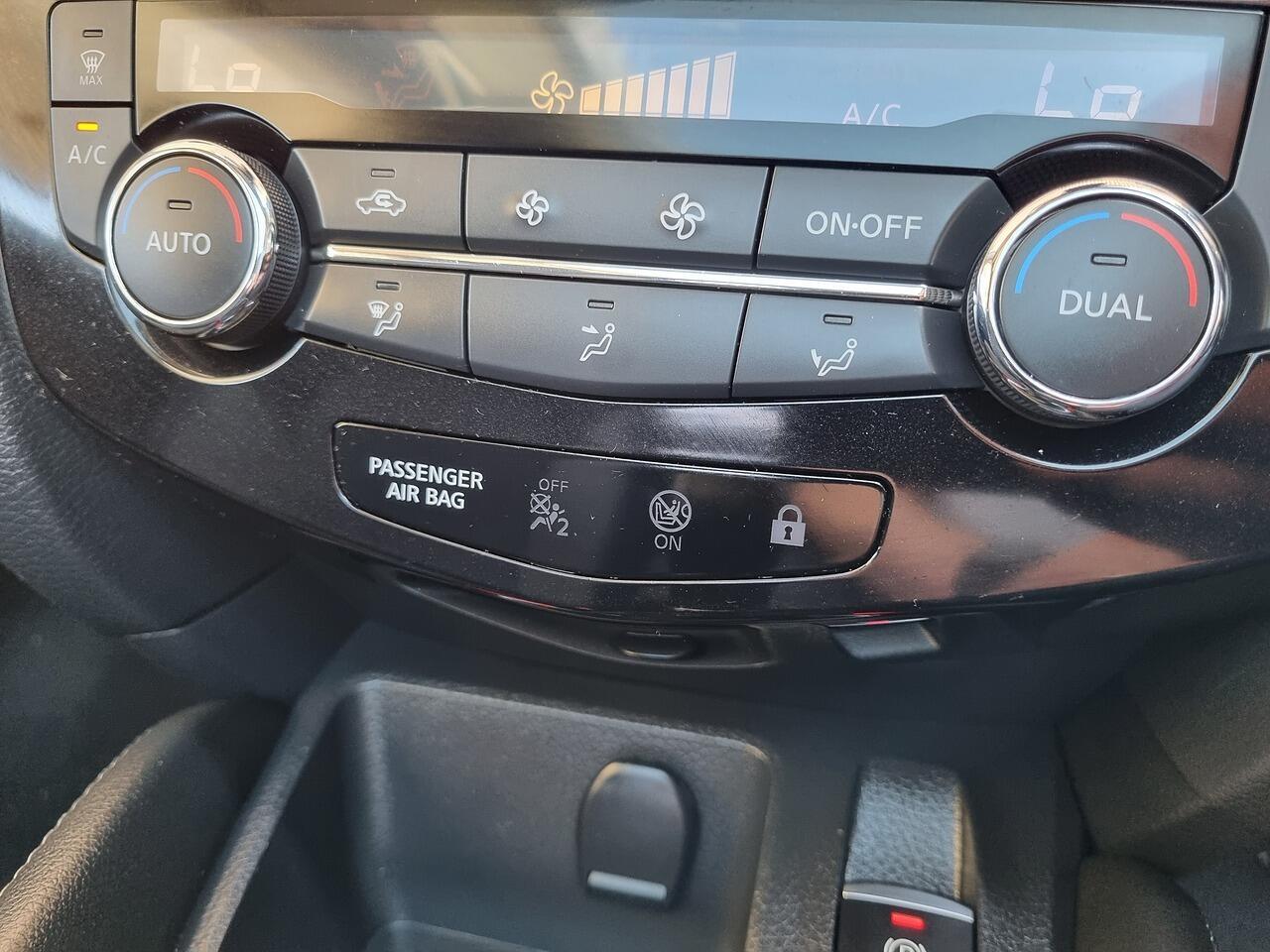 Used Nissan Qashqai 2018 for sale - 77314301: Photo 15