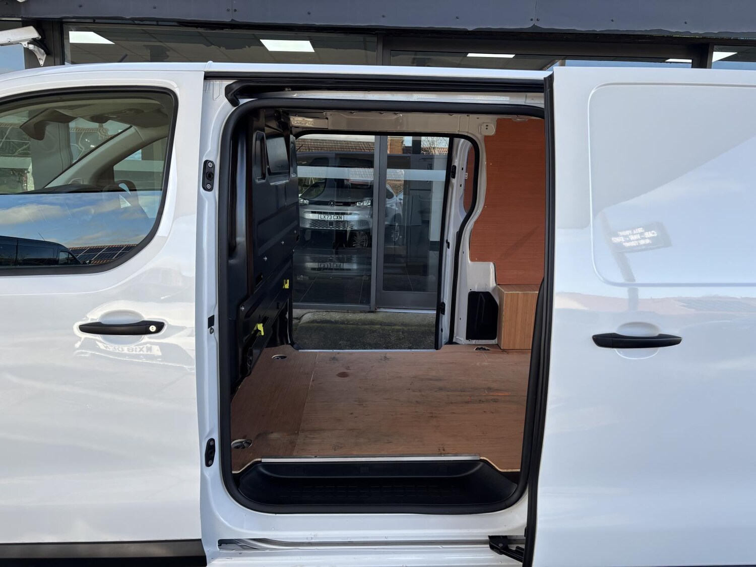 Used Peugeot Expert 2023 for sale - 77367208: Photo 22