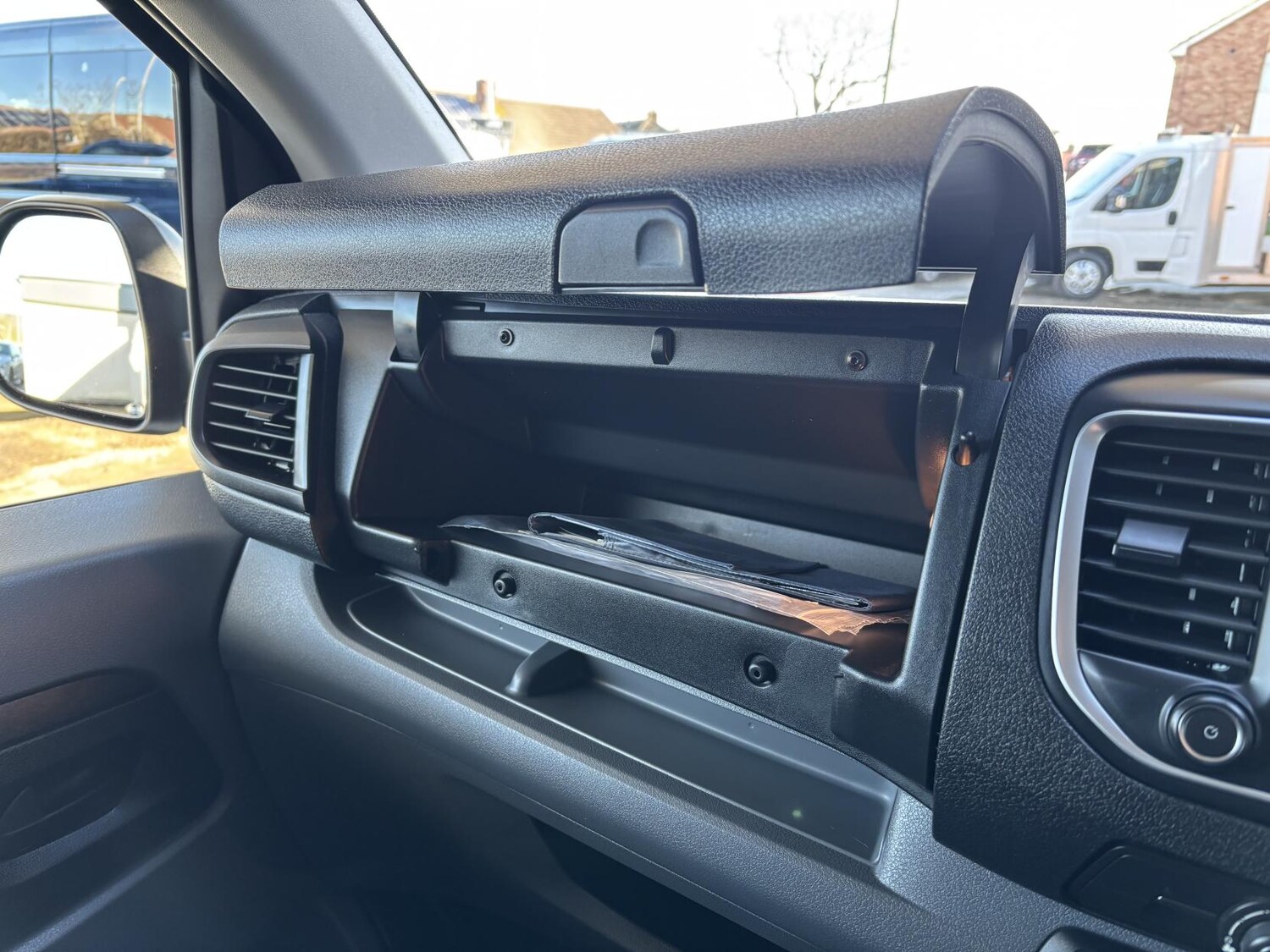 Used Peugeot Expert 2023 for sale - 77367208: Photo 32