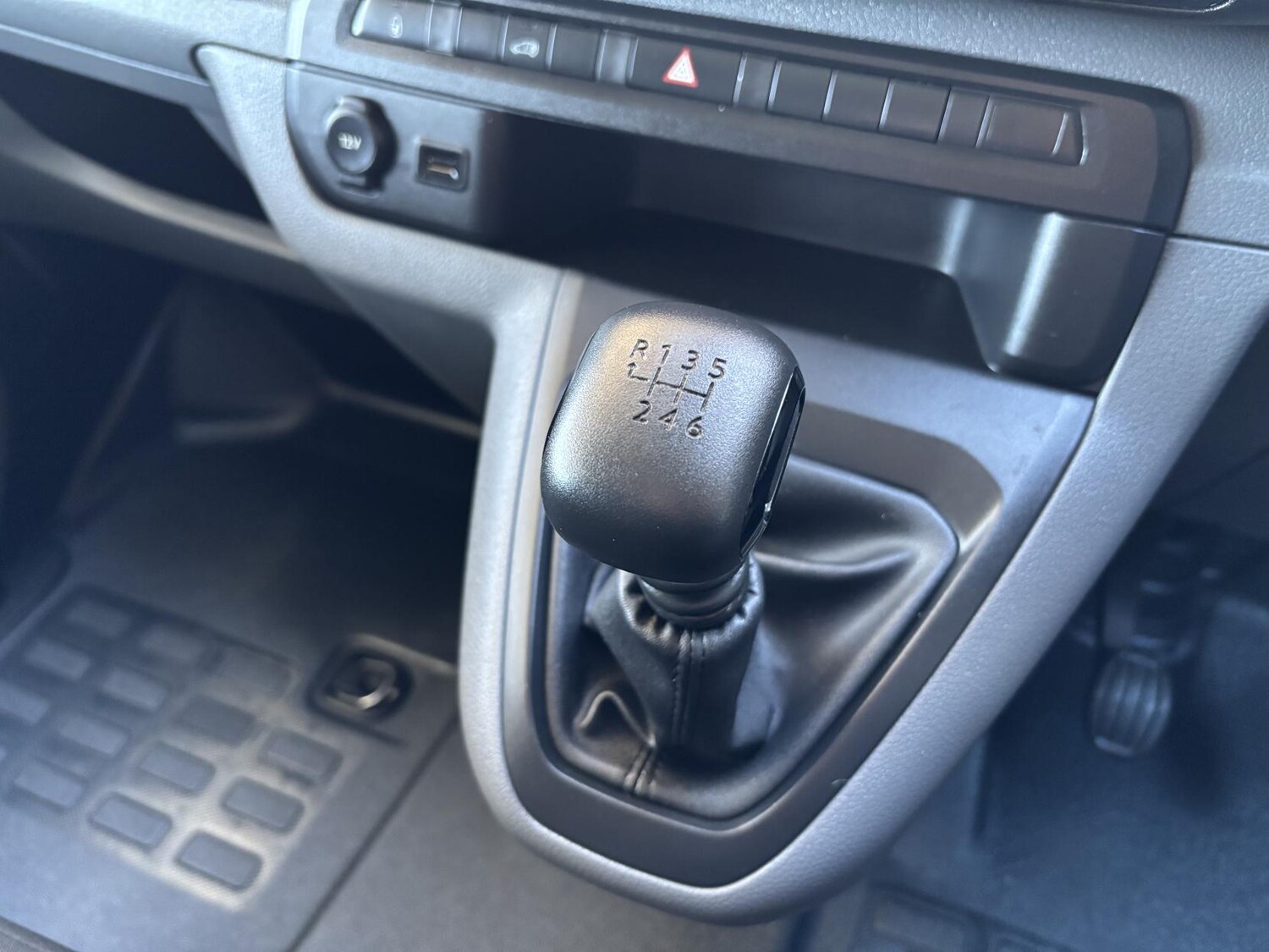 Used Peugeot Expert 2023 for sale - 77367208: Photo 35