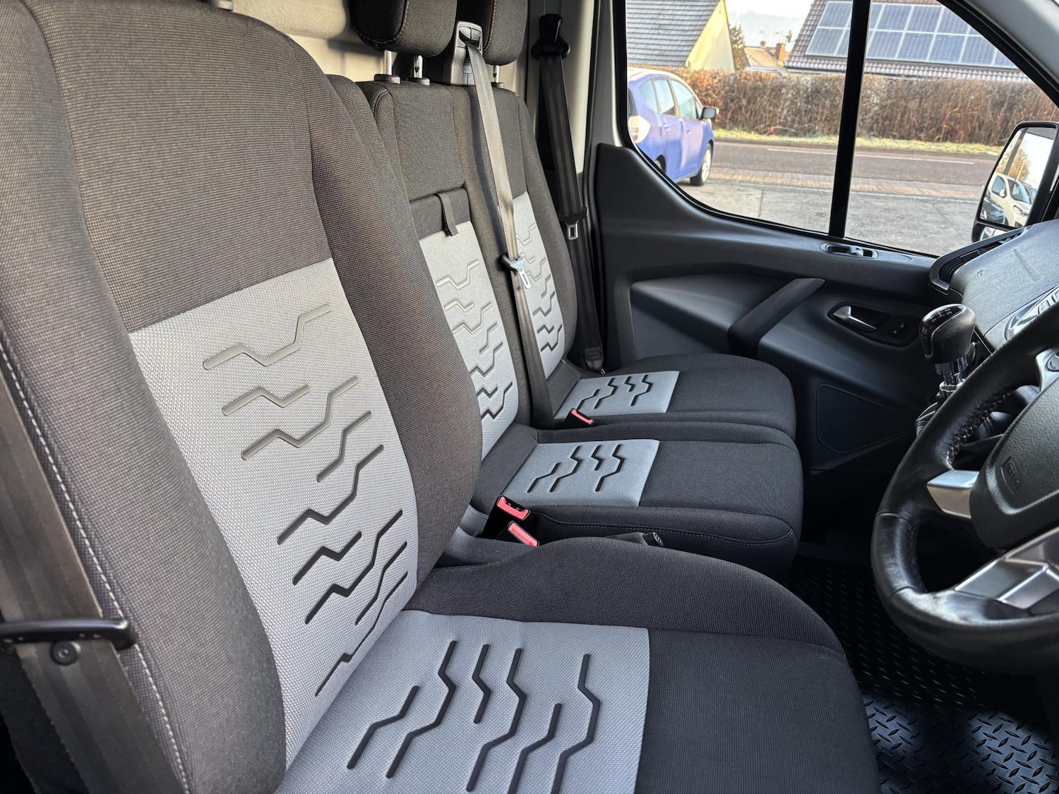 Used Ford Transit Custom 2017 for sale - 77350088: Photo 10