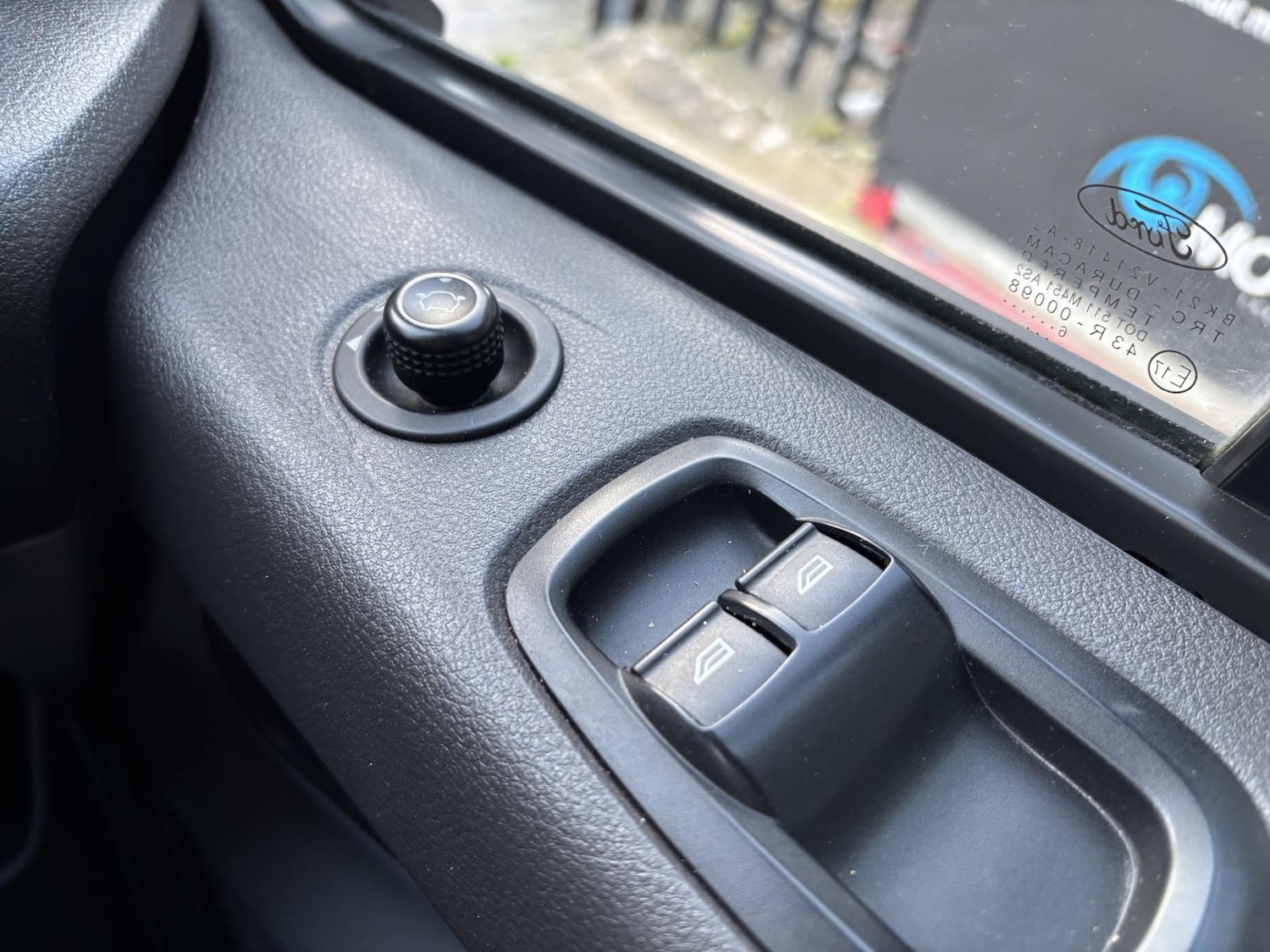 Used Ford Transit Custom 2017 for sale - 77350088: Photo 25