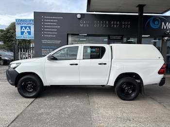 Used Toyota Hilux 2020 for sale - 79054071: Photo
