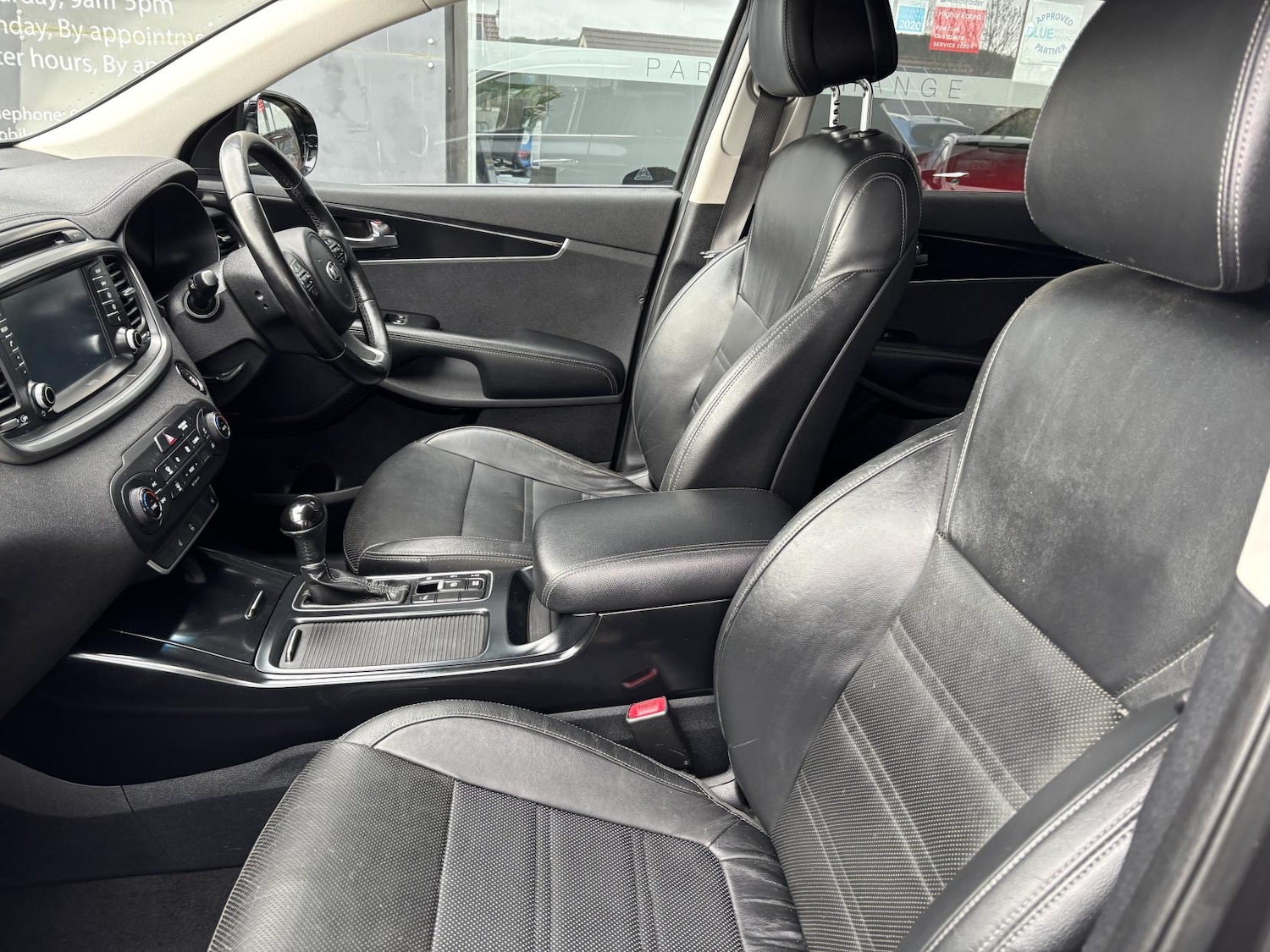 Used Kia Sorento 2017 for sale - 77592395: Photo 25