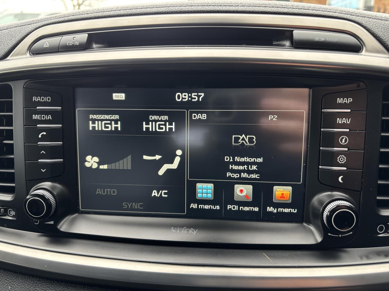 Used Kia Sorento 2017 for sale - 77592395: Photo 30