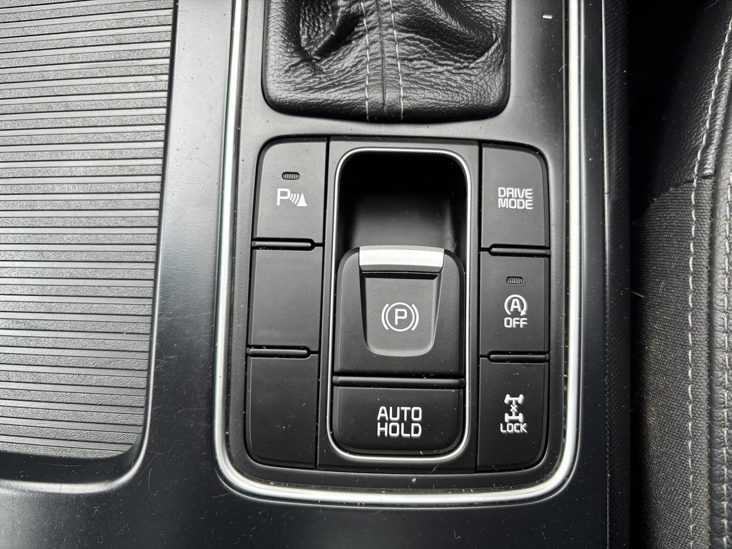 Used Kia Sorento 2017 for sale - 77592395: Photo 31