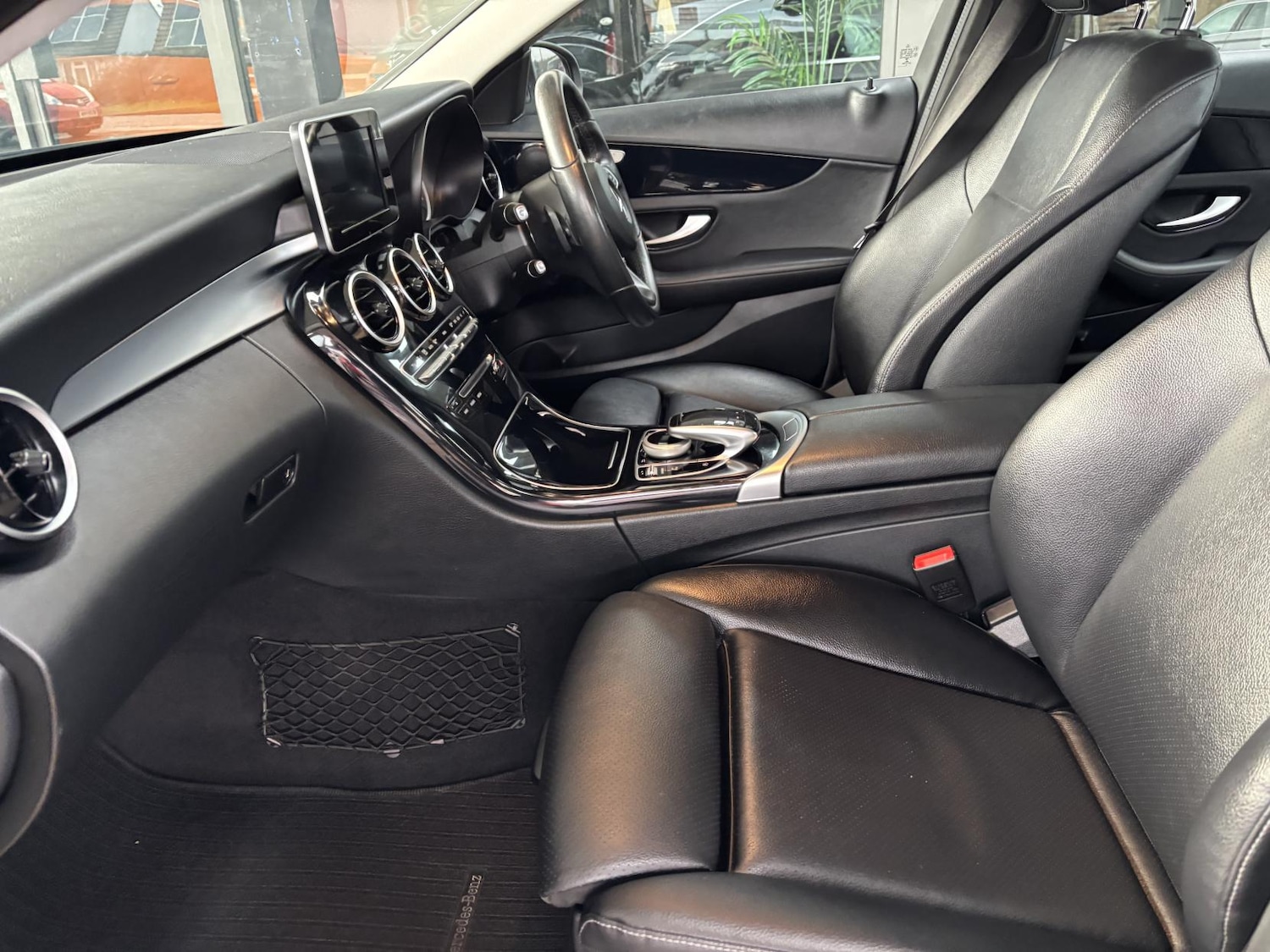 Used Mercedes-Benz C Class 2017 for sale - 77285853: Photo 24