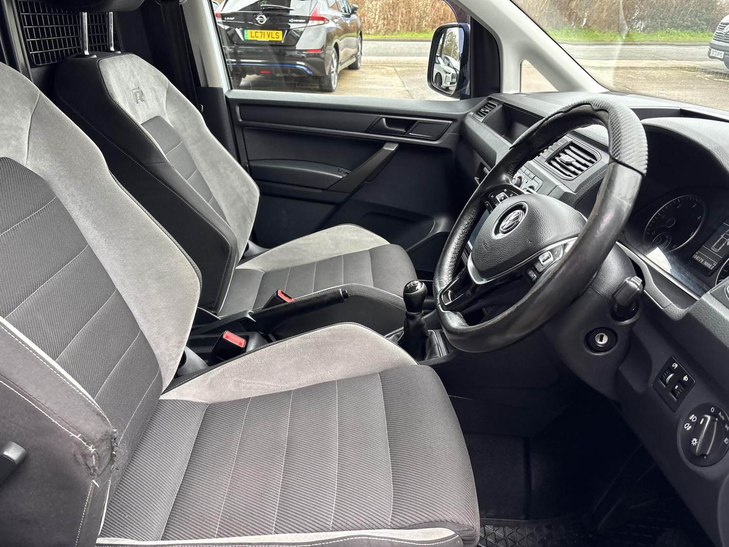 Used Volkswagen Caddy 2017 for sale - 77630931: Photo 12