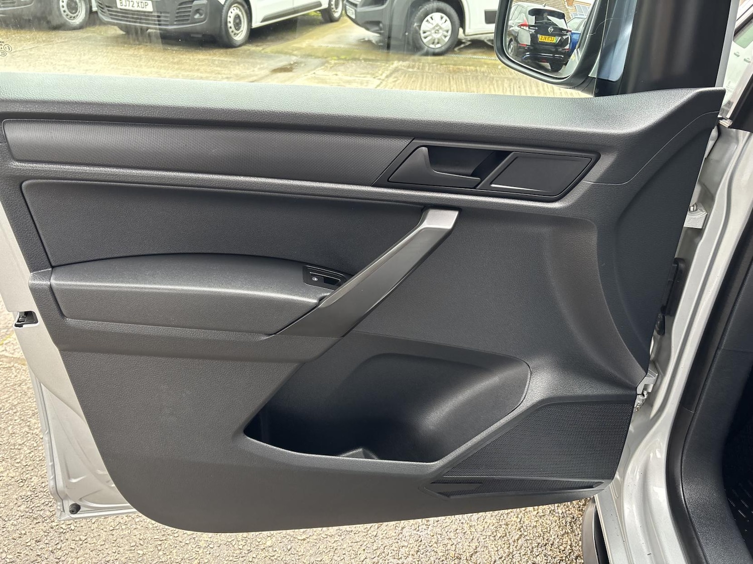 Used Volkswagen Caddy 2017 for sale - 77630931: Photo 25