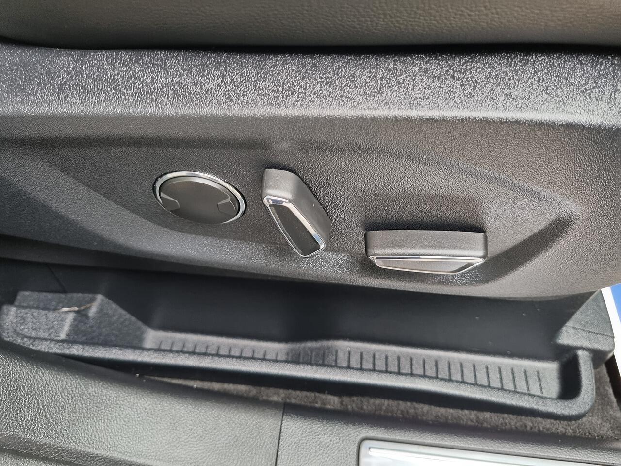 Used Ford S-Max 2020 for sale - 77198415: Photo 11