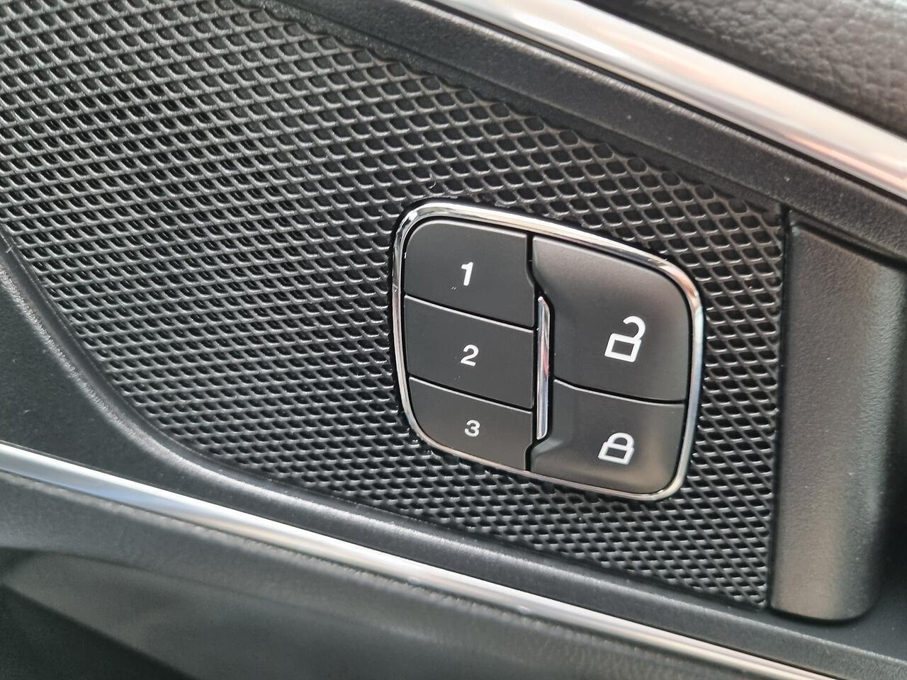 Used Ford S-Max 2020 for sale - 77198415: Photo 13