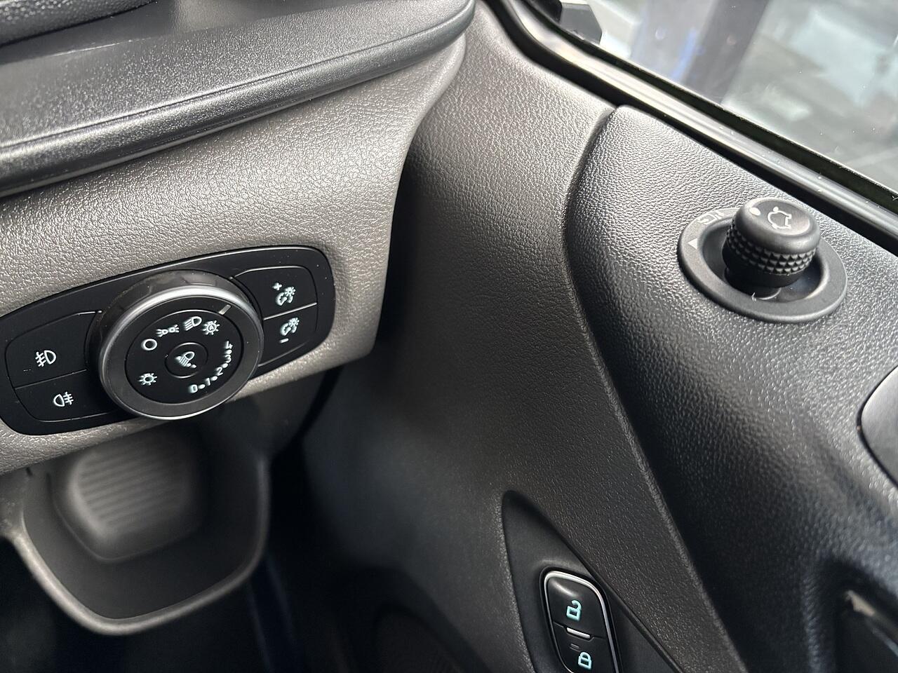 Used Ford Transit Custom 2022 for sale - 77198425: Photo 26