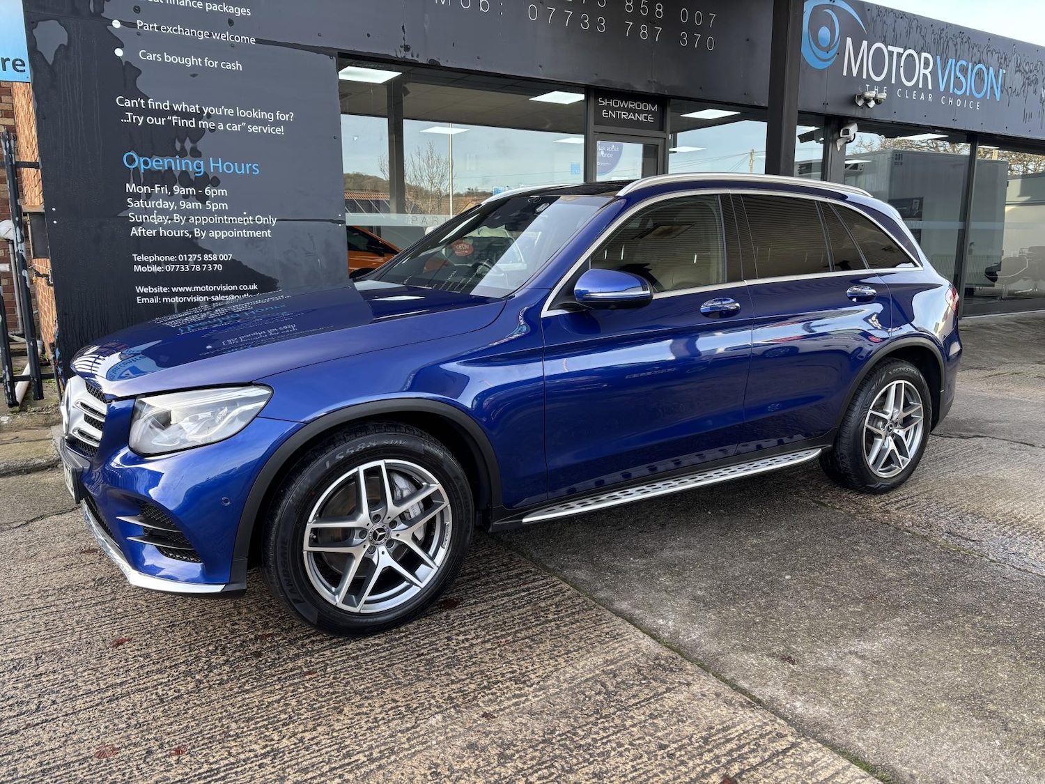 Used Mercedes-Benz GLC 2017 for sale - 77198446: Photo 3