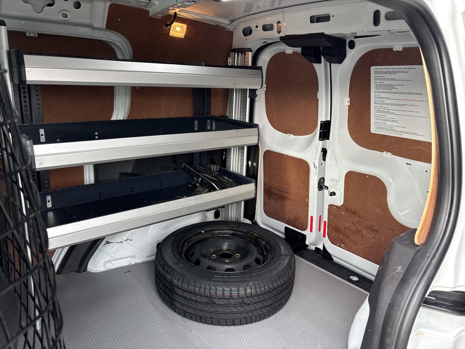 Used Ford Transit Courier 2019 for sale - 77687574: Photo 19