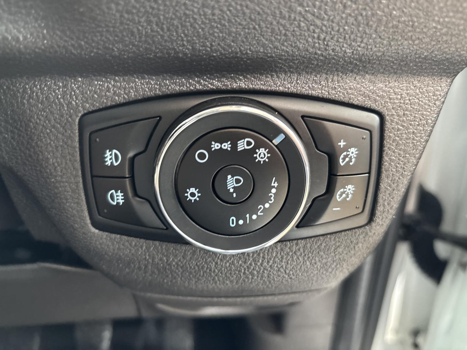 Used Ford Transit Courier 2019 for sale - 77687574: Photo 28