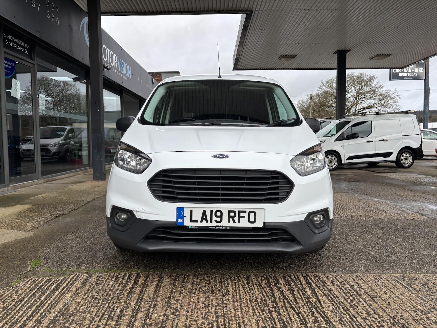 Used Ford Transit Courier 2019 for sale - 77687574: Photo 4