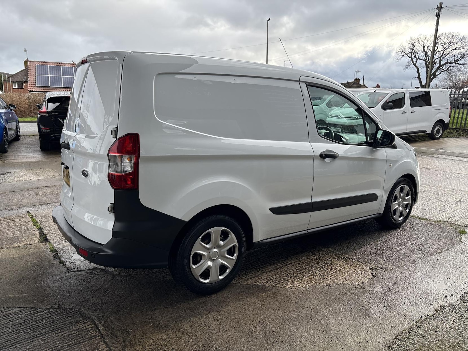Used Ford Transit Courier 2019 for sale - 77687574: Photo 6