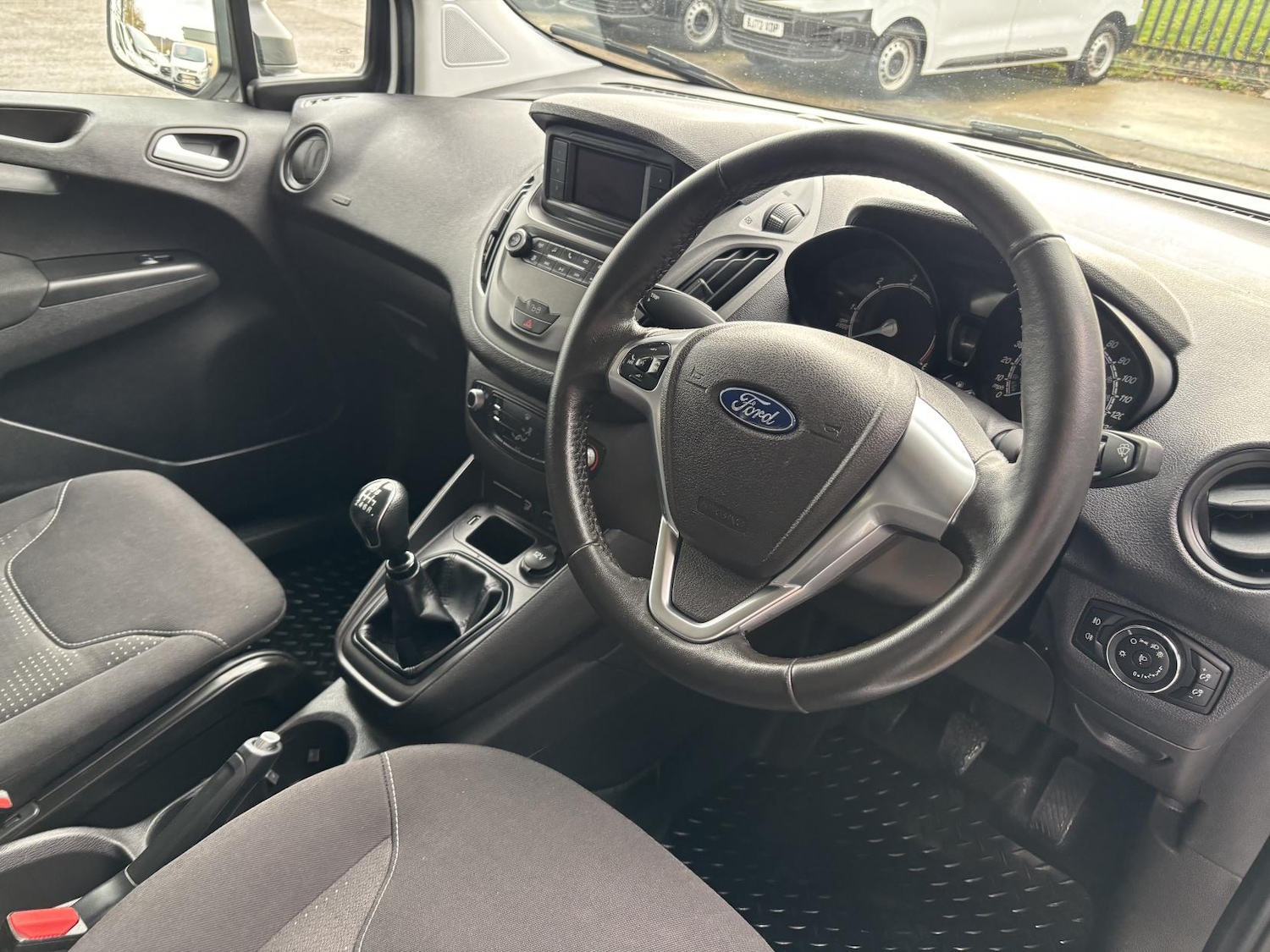 Used Ford Transit Courier 2019 for sale - 77687574: Photo 9