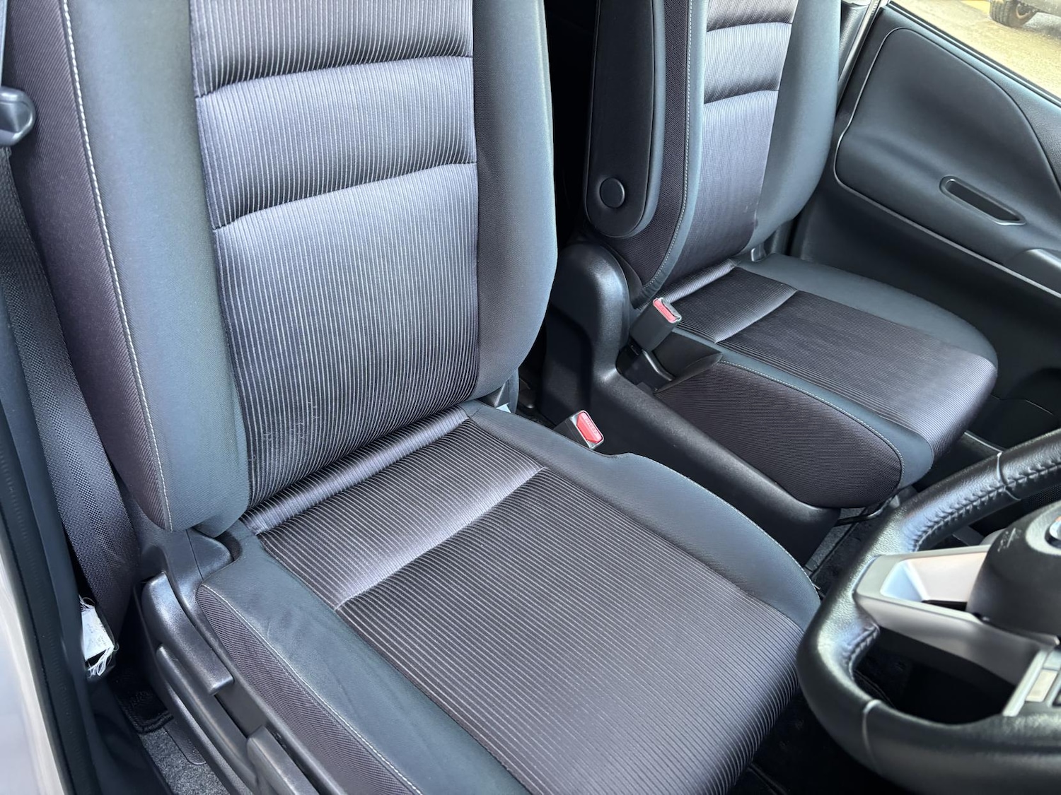 Used Nissan Serena 2025 for sale - 77750456: Photo 18