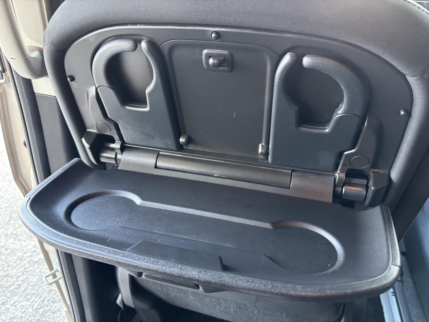 Used Nissan Serena 2025 for sale - 77750456: Photo 29